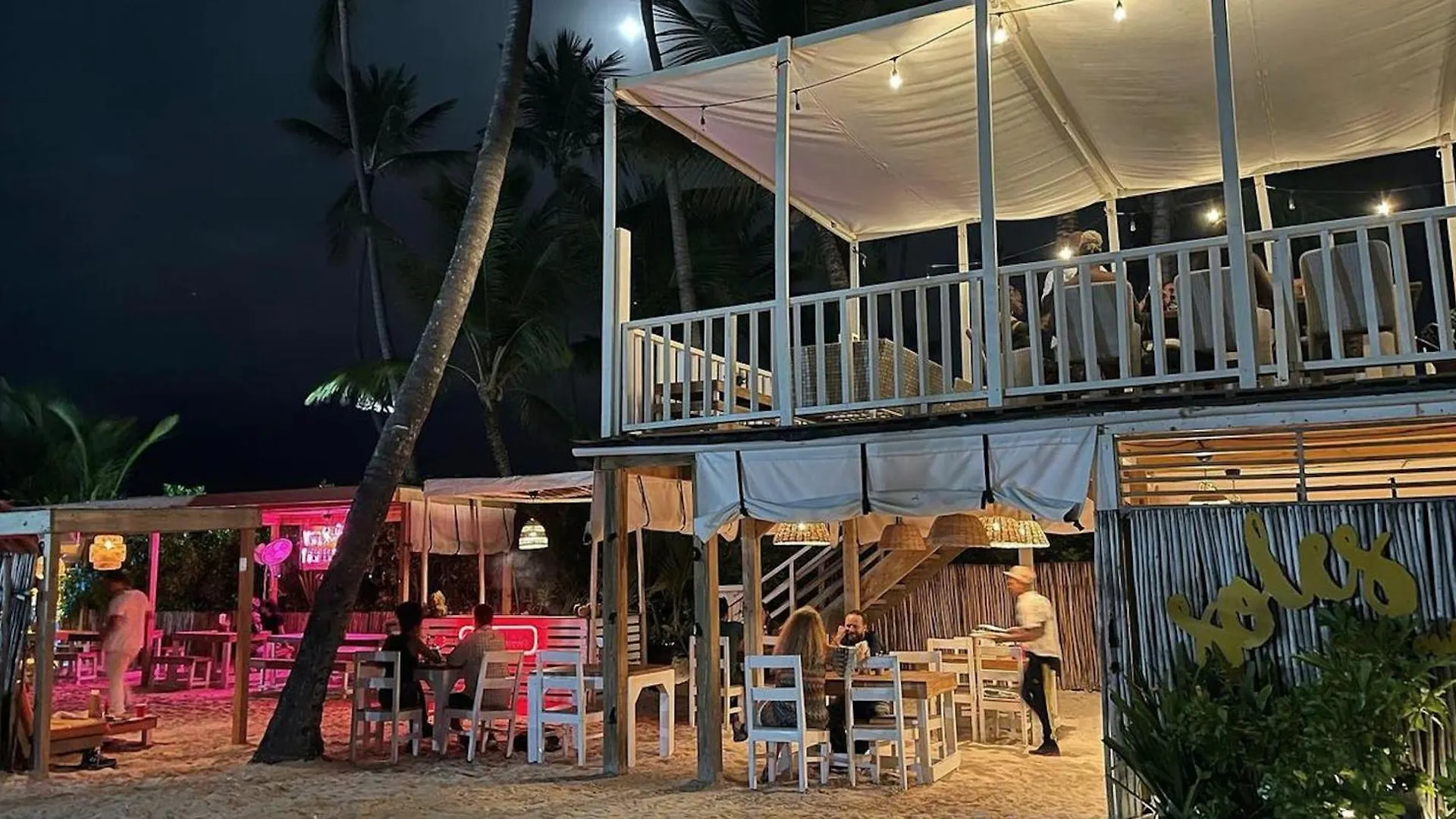 Los Corales Villas And Suites - Beach Club, Spa, Restaurants Punta Cana Hotel