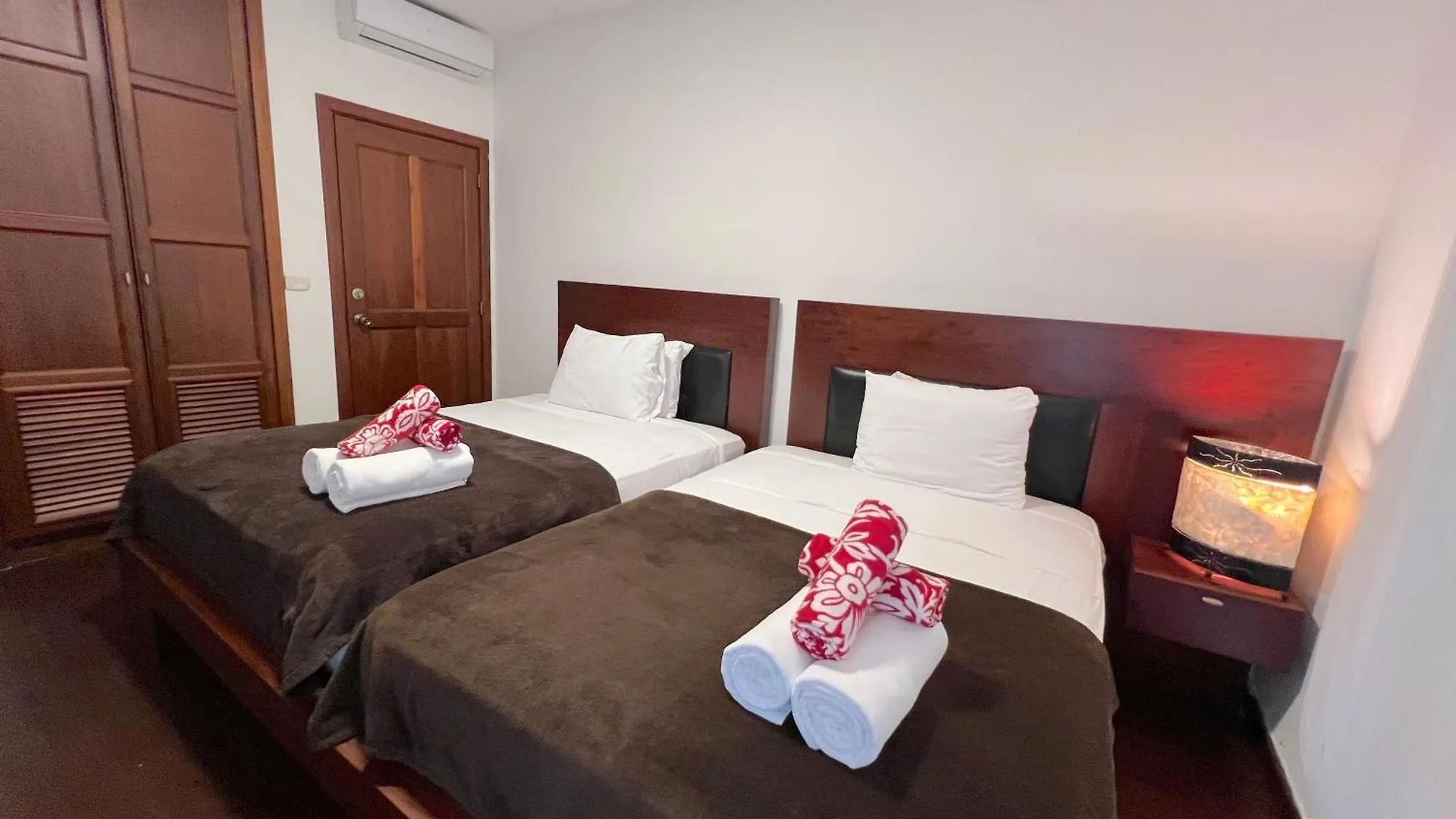 Los Corales Villas And Suites - Beach Club, Spa, Restaurants Punta Cana Hotel