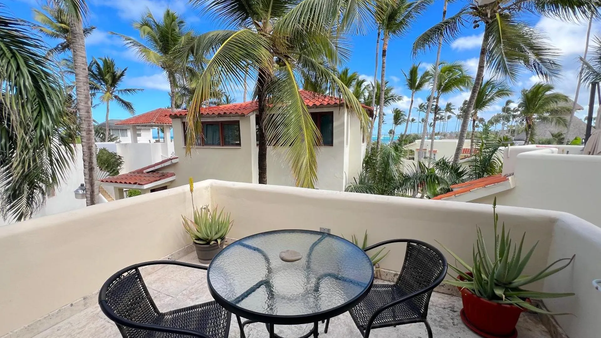 Los Corales Villas And Suites - Beach Club, Spa, Restaurants Punta Cana